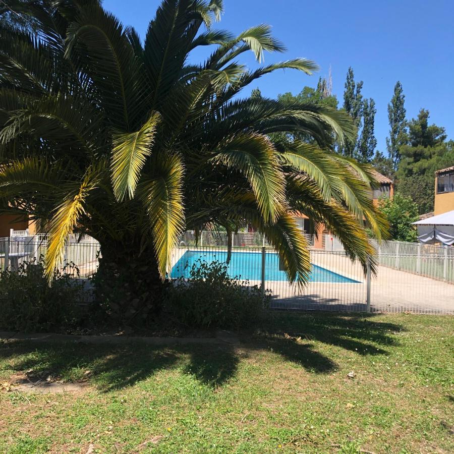 Appartement Village 7 En Residence De Vacances En Camargue Арль Экстерьер фото